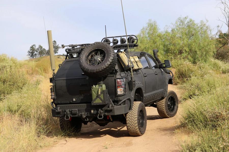  Toyota Tundra CrewMax 4x4 Zombie Apocalypse 2013 года  (фото 91 из 461)